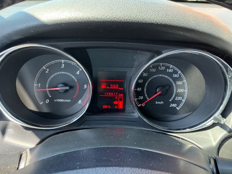 Citroen C4 Aircross 1.6 HDi Confort 4x2 — zdjęcie 13