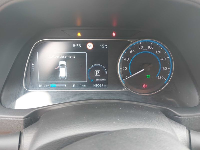 Nissan Leaf electric drive 160 kW Tekna — zdjęcie 12