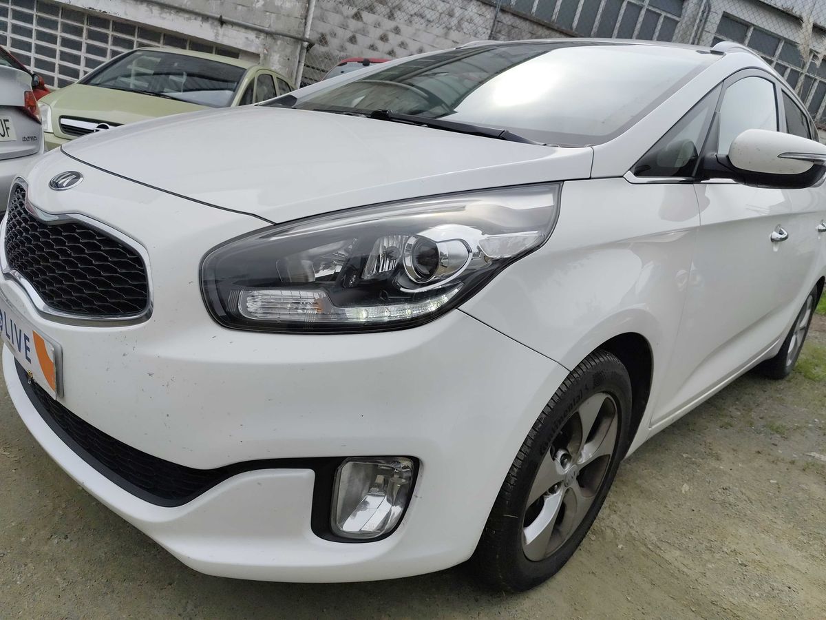 Kia Carens d'occasion