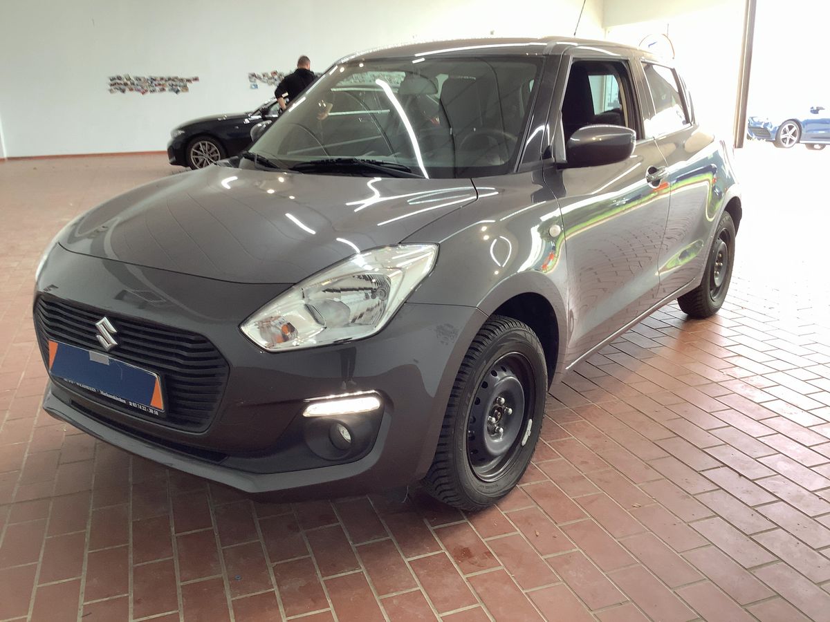 Suzuki Swift 2019 — photo 1