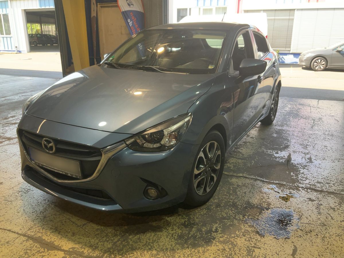 Mazda 2 2016