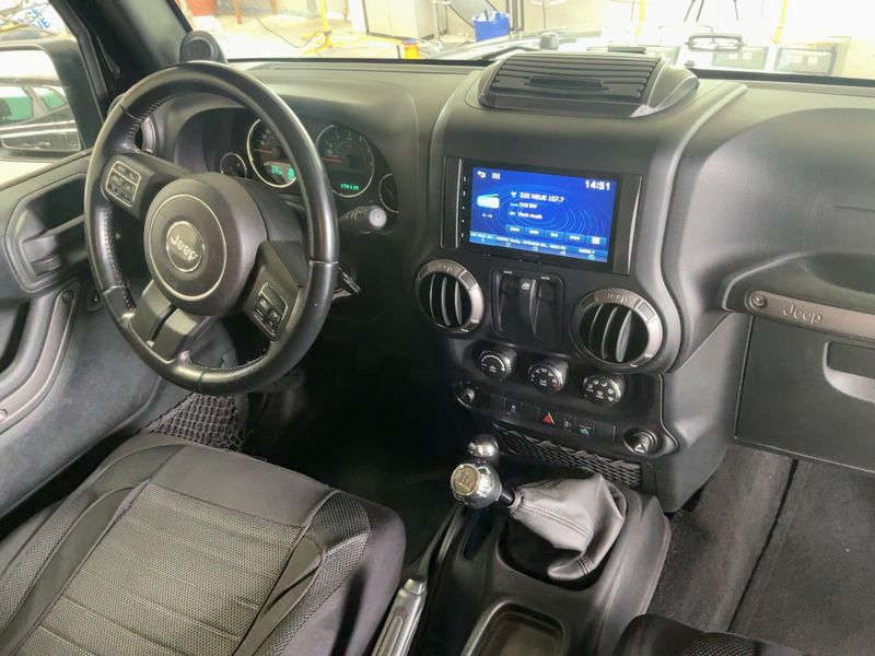 Jeep Wrangler 2.8 CRD — zdjęcie 12