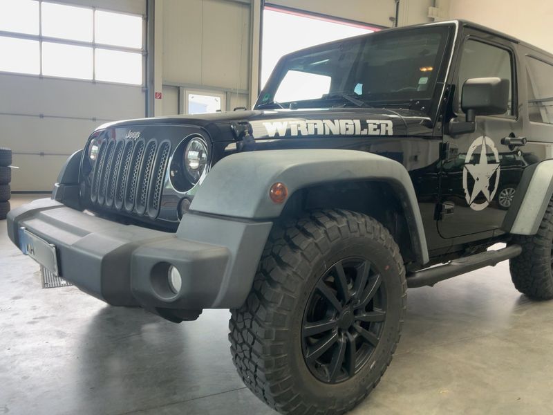 Jeep Wrangler 2.8 CRD — zdjęcie 2