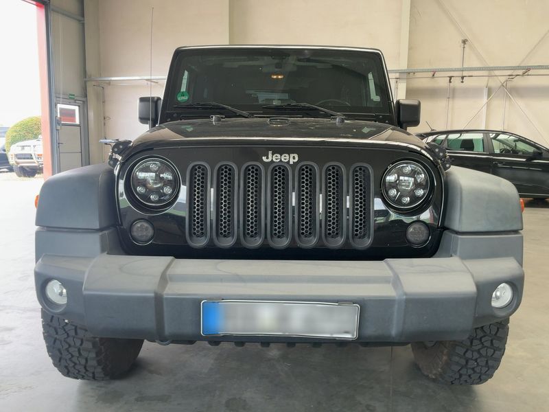 Jeep Wrangler 2.8 CRD — zdjęcie 9