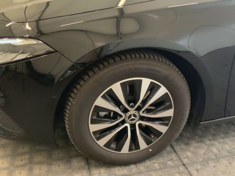 Mercedes-Benz A-Klasse A 200 Mild-Hybrid Progressive 2024 – снимка 3