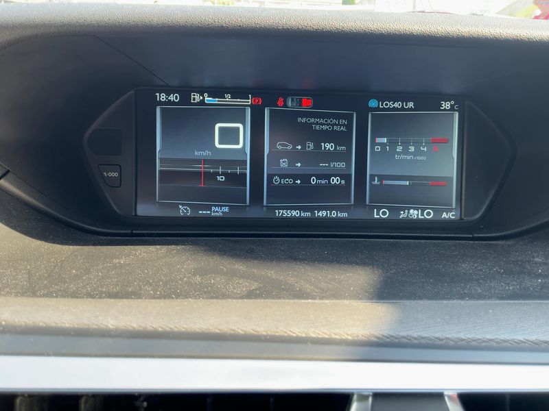 Citroen C4 Grand Picasso 1.6 e-HDi Intensive — zdjęcie 13