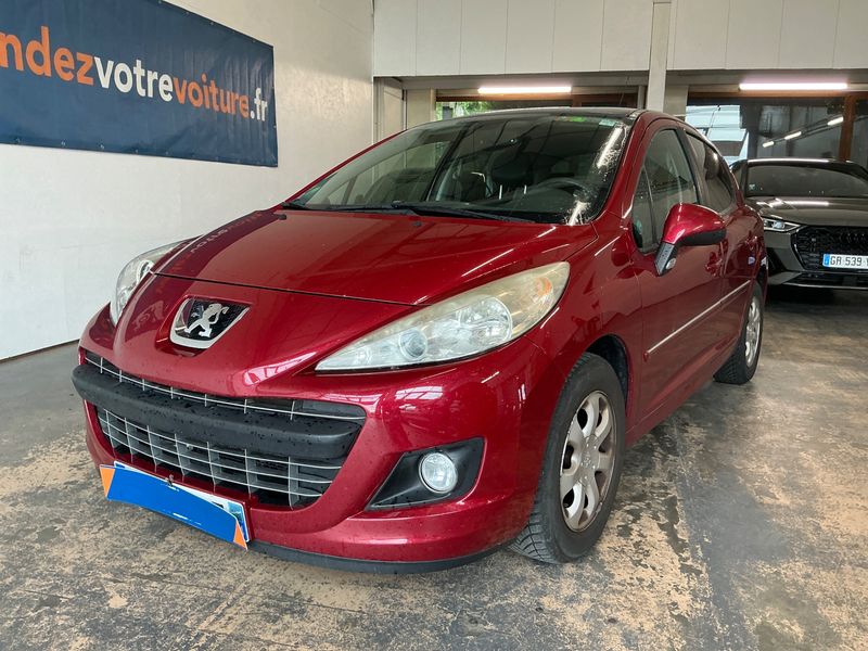 Peugeot 207 1.6 HDi Feline — zdjęcie 1
