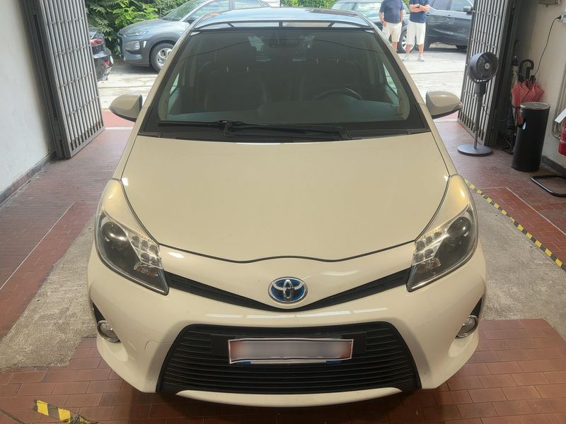 Toyota Yaris 1.5 Hybrid Style — zdjęcie 9