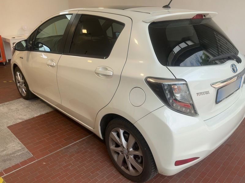Toyota Yaris 1.5 Hybrid Style — zdjęcie 3