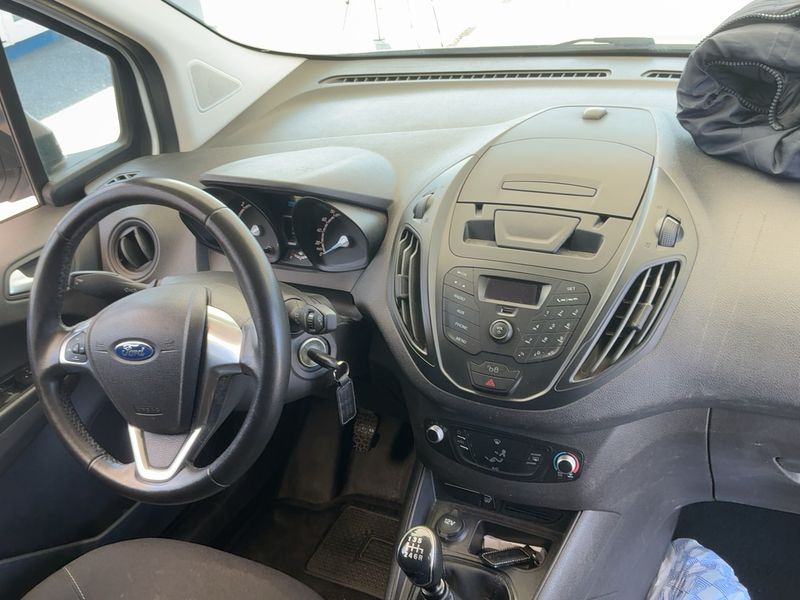 Ford Transit Courier 1.5 TDCi Trend — zdjęcie 12