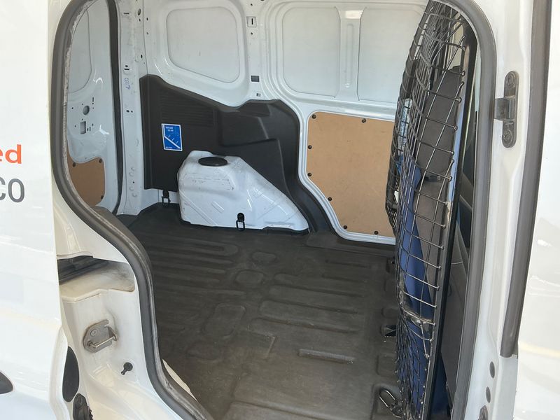 Ford Transit Courier 1.5 TDCi Trend — zdjęcie 14