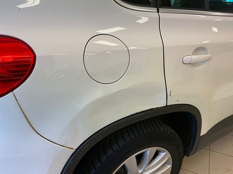 Volkswagen Tiguan 2.0 TDI Sport & Style 4Motion 2011 – снимка 23