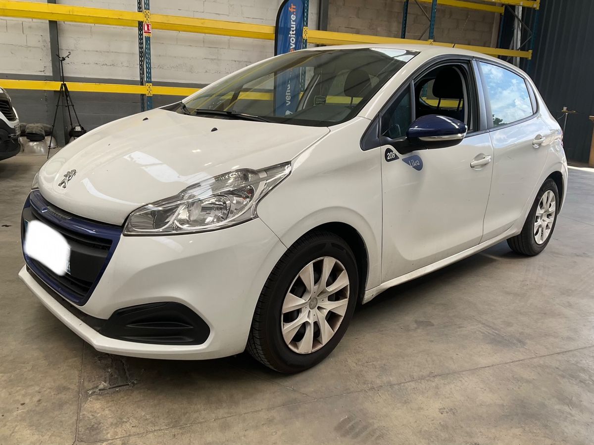 Peugeot 208 2015