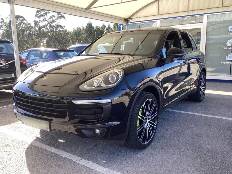 Porsche Cayenne S E-Hybrid — zdjęcie 1