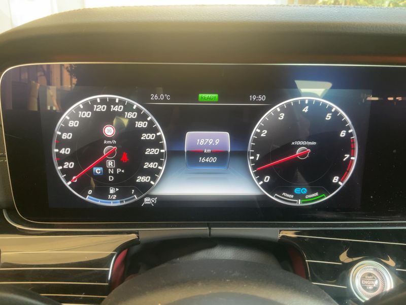 Mercedes-Benz CLS-Klasse CLS 450 Mild-Hybrid 4Matic AMG Line — zdjęcie 13
