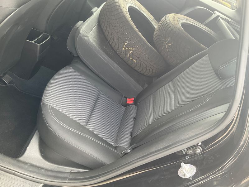 Hyundai i30 1.6 GDI Trend 2013 – снимка 34