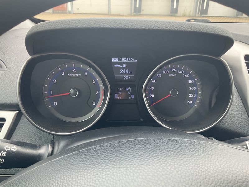 Hyundai i30 1.6 GDI Trend 2013 – снимка 19