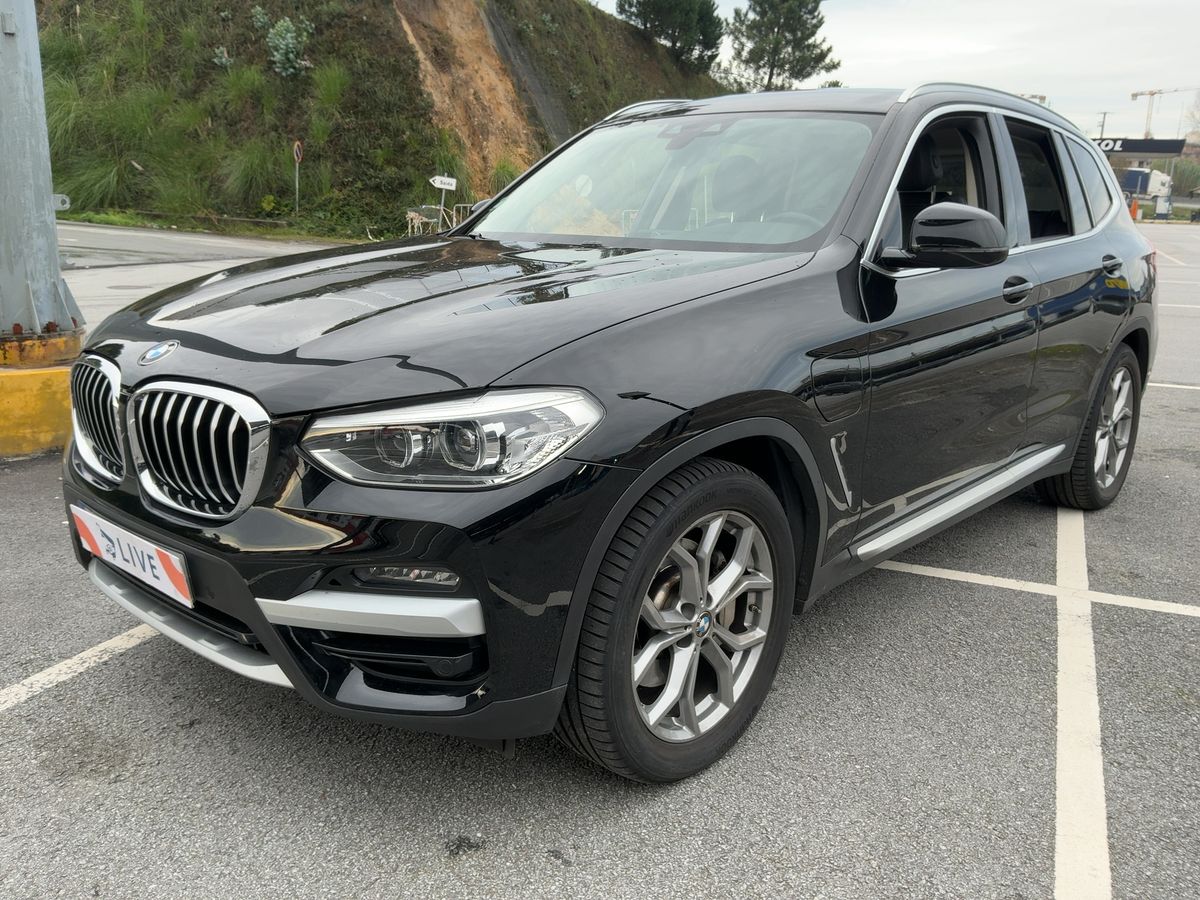 BMW X3 xDrive 30e xLine