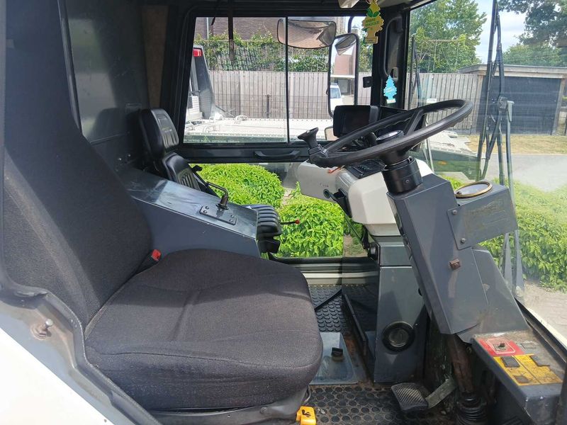 Iveco Daily 2.3 Diesel Doppelkabine 35 C Radstand 3450 — zdjęcie 10