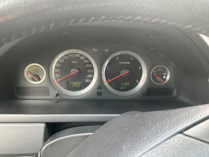 Volvo XC90 2.4 D5 Summum — zdjęcie 13