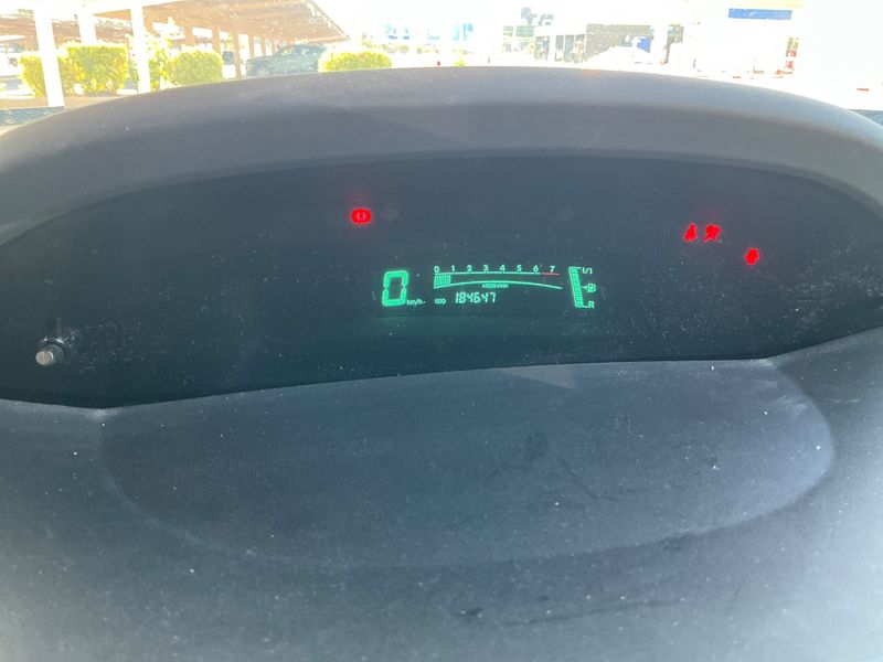 Toyota Yaris 1.3 VVT-i — zdjęcie 4