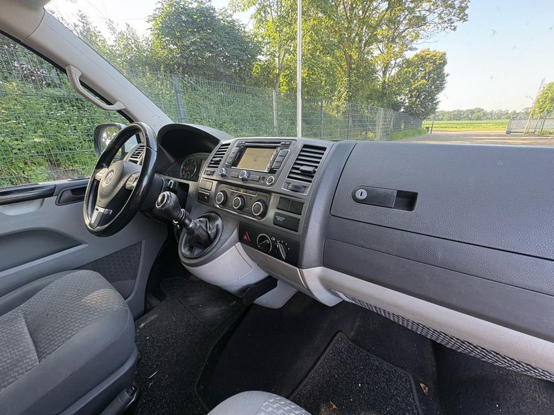 Volkswagen T5 Kombi 2.0 TDI 4Motion — zdjęcie 25