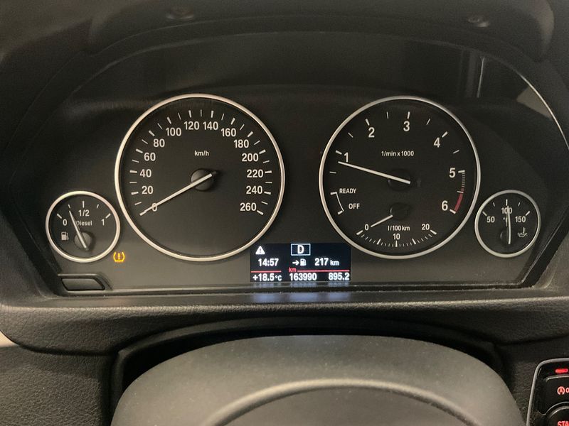 BMW 3er 318d Lounge — zdjęcie 13