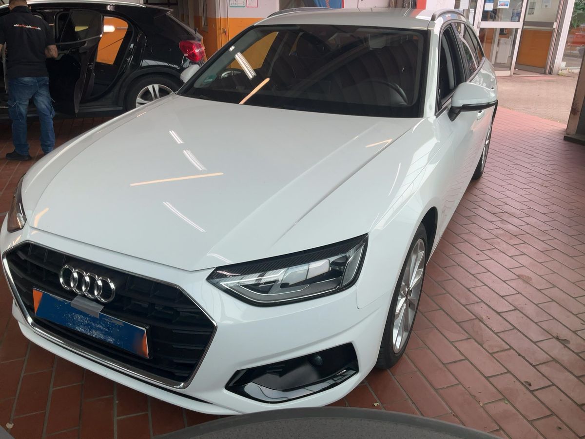 Audi A4 2023