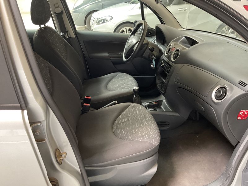 Citroen C3 1.1 Advance — zdjęcie 3