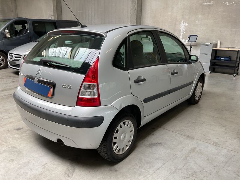 Citroen C3 1.1 Advance — zdjęcie 2