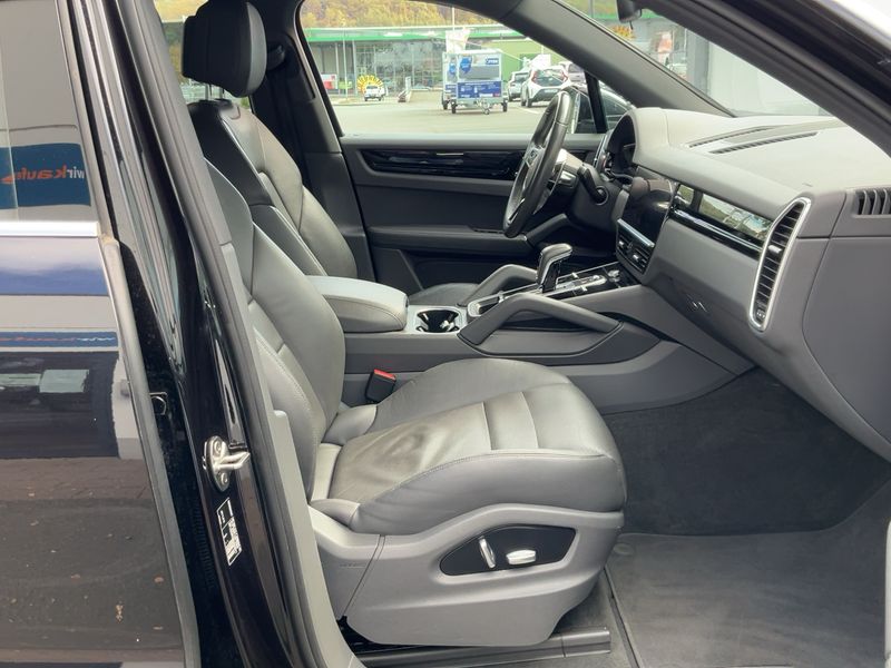 Porsche Cayenne 3.0 — zdjęcie 11