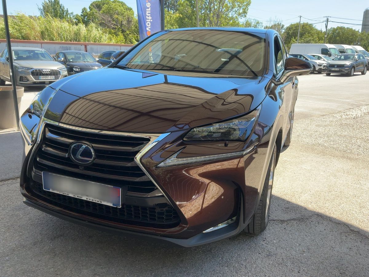 Lexus NX-Serie 2016