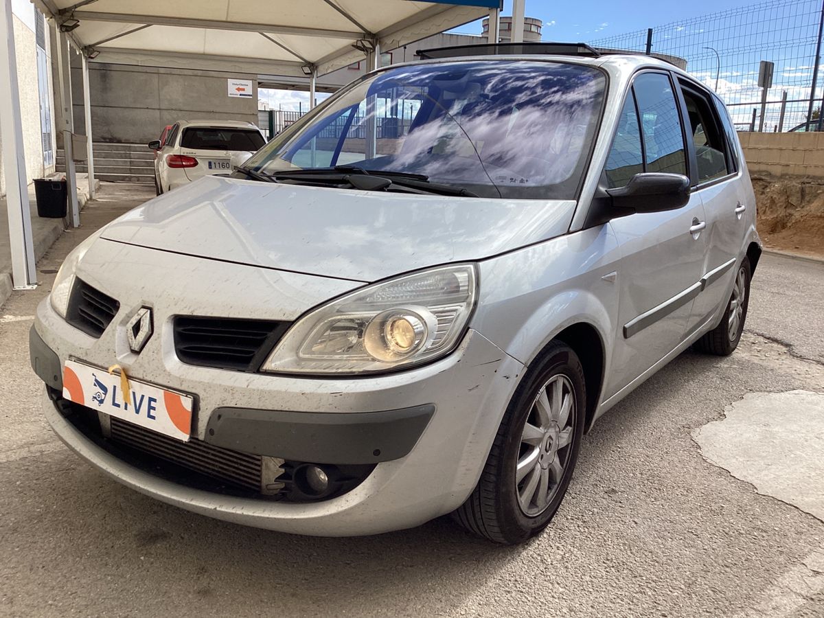 Renault Scenic 1.9 dCi Dynamique