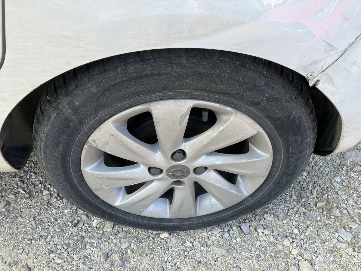 Opel Corsa 2016 — photo 35
