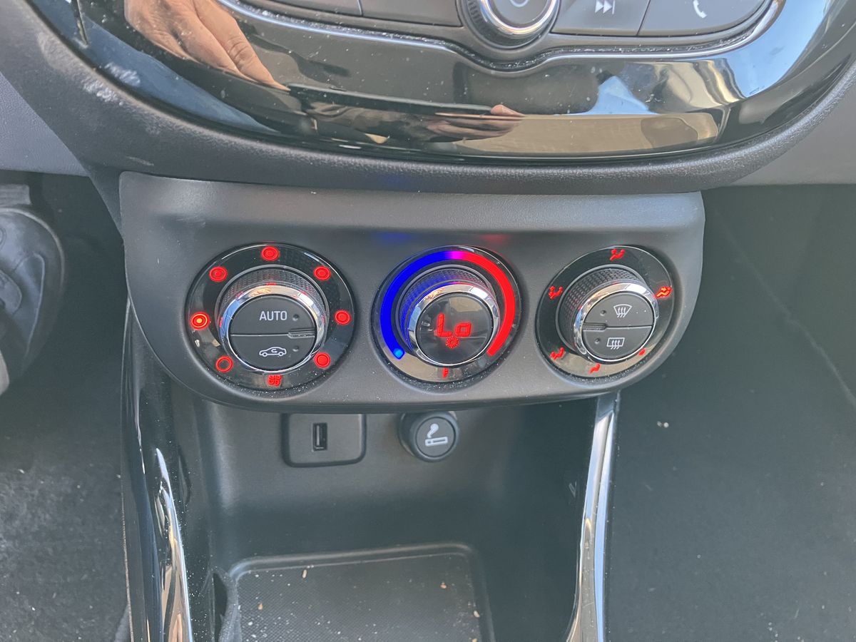 Opel Corsa 2016 — photo 18