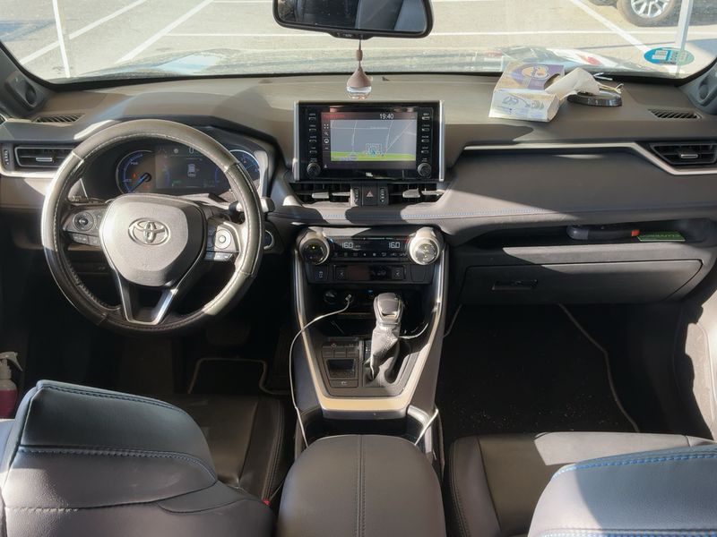 Toyota RAV 4 2.5 Hybrid 4x2 Feel! 2020 – снимка 17