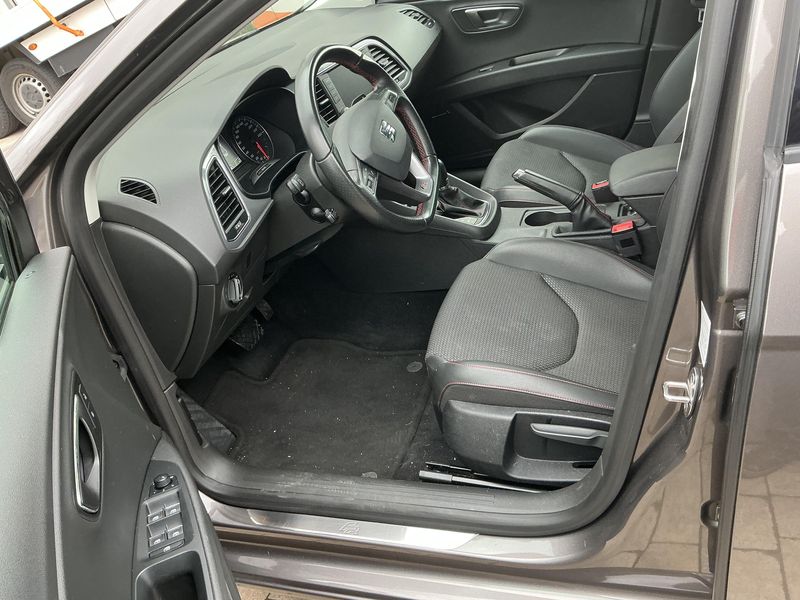 Seat Leon 1.4 TSI ACT FR — zdjęcie 11