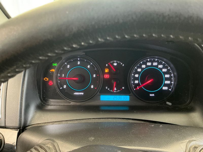 Chevrolet Captiva 2.2 Diesel D LT 2WD — zdjęcie 4