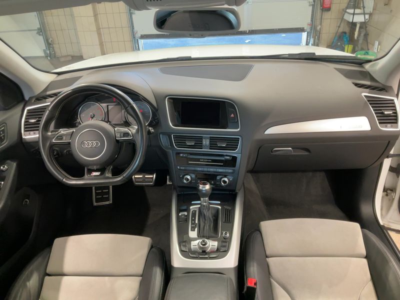 Audi SQ5 3.0 V6 TDI quattro Competition — zdjęcie 12
