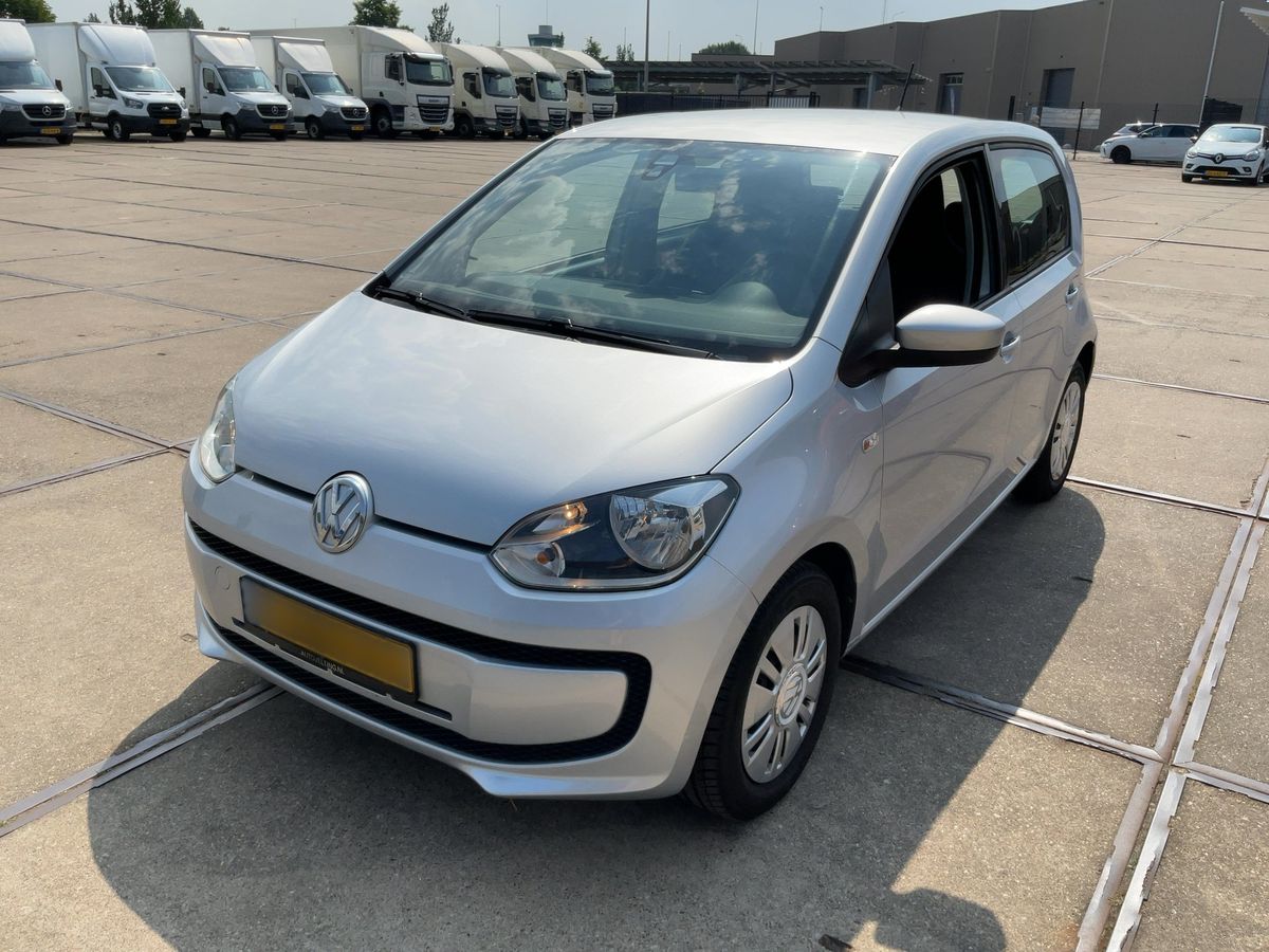 Volkswagen up! 2015