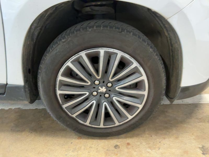 Peugeot 2008 1.6 Blue-HDi Active 2017 – снимка 11