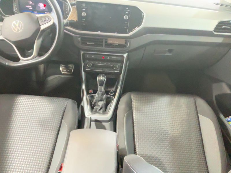Volkswagen T-Cross 1.0 TSI Active — zdjęcie 12