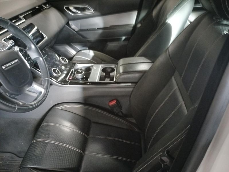 Land Rover Range Rover Velar 2.0 Diesel R-Dynamic S — zdjęcie 9