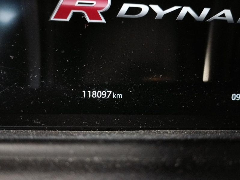 Land Rover Range Rover Velar 2.0 Diesel R-Dynamic S — zdjęcie 11
