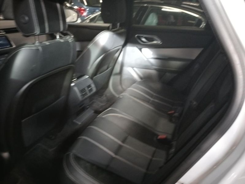 Land Rover Range Rover Velar 2.0 Diesel R-Dynamic S — zdjęcie 12