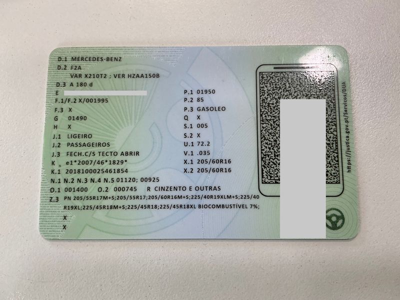 Mercedes-Benz A-Klasse A 180 d AMG Line — zdjęcie 15