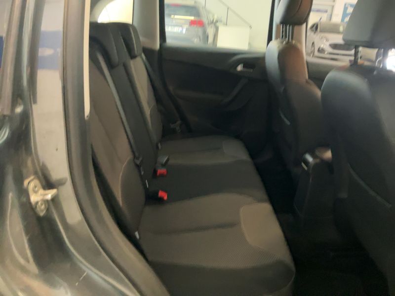 Citroen C3 1.4 e-HDi Confort — zdjęcie 14