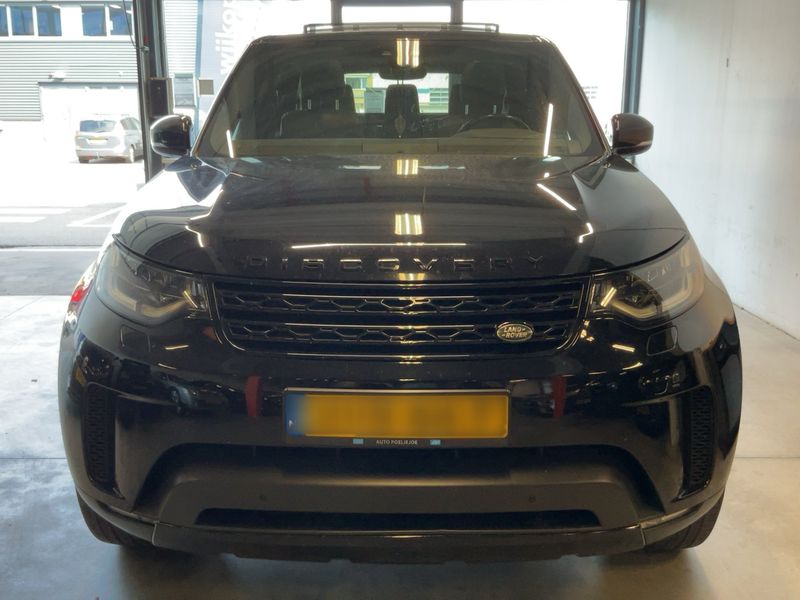 Land Rover Discovery 5 2.0 Si4 TwinTurbo HSE — zdjęcie 9