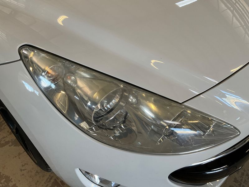 Peugeot RCZ 1.6 THP Basis 2011 – снимка 23