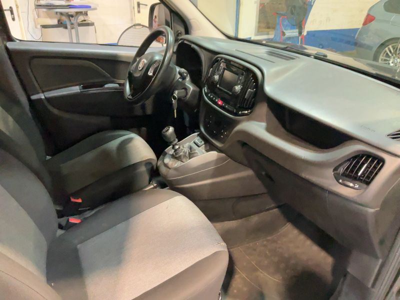 Fiat Doblo 1.6 JTDM SX Maxi Kasten — zdjęcie 11